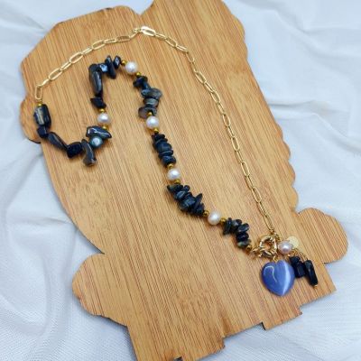 A necklace made of broken agate stones