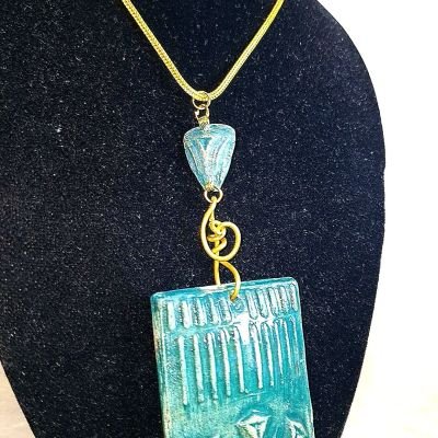 Ceramic necklace 