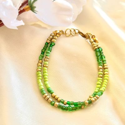 Green bracelet 