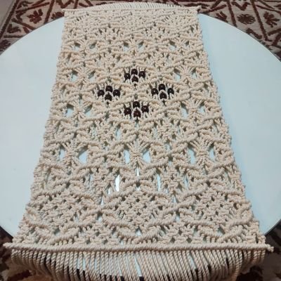 Macrame runner