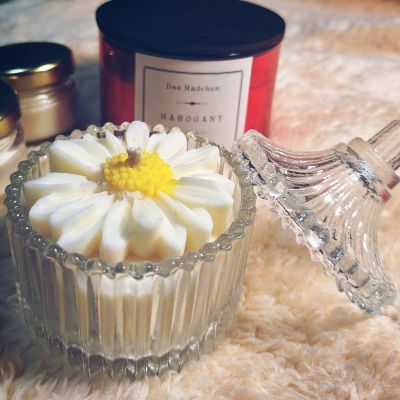 Special scented candle in glass Bonbonniere