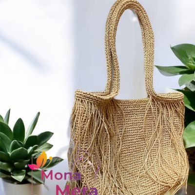  A big raffia bag 