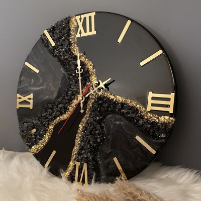 Resin wall clock 