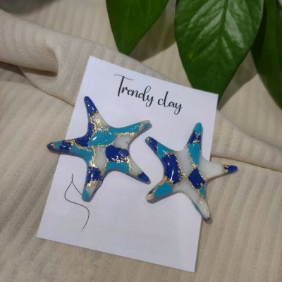 Starfish blue and white marble effect studs 💙🤍 