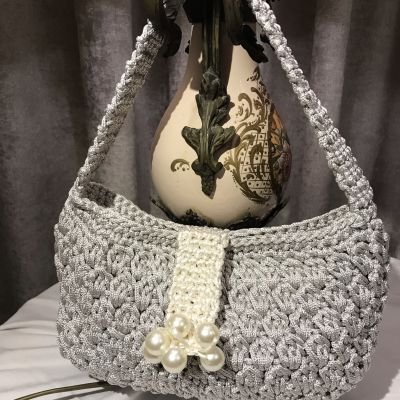 Woman’s crochet handbag 