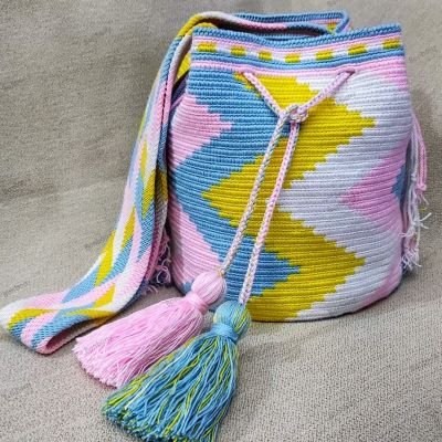 Colorful zigzag bag 