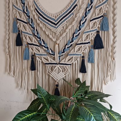 Macrame wall hanging