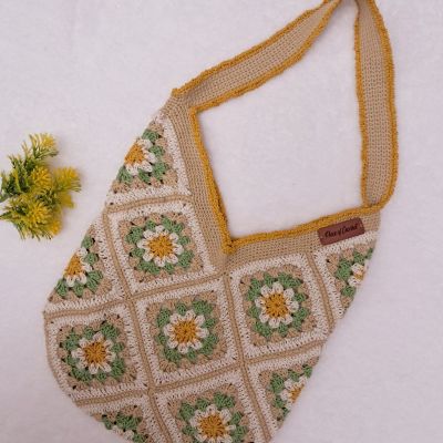 Granny square crochet bag