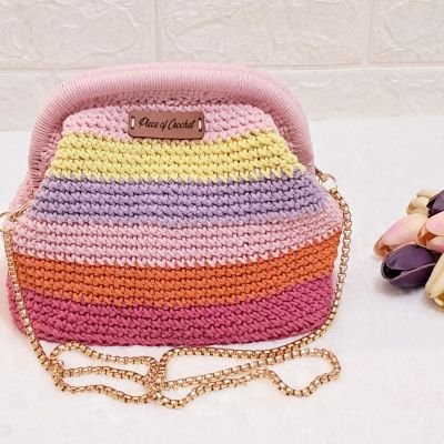 Trendy crochet bag