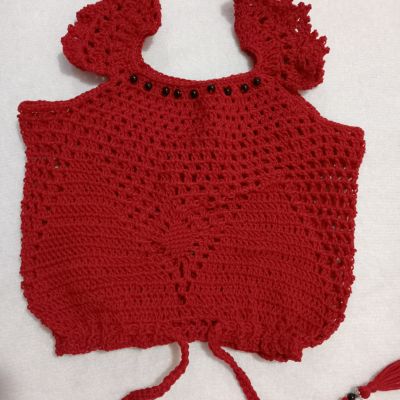 Crocheted blouse for kids 