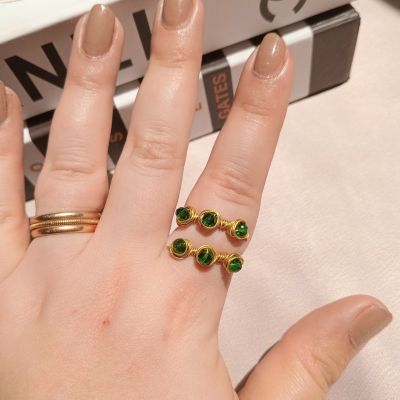 Green crystal copper ring