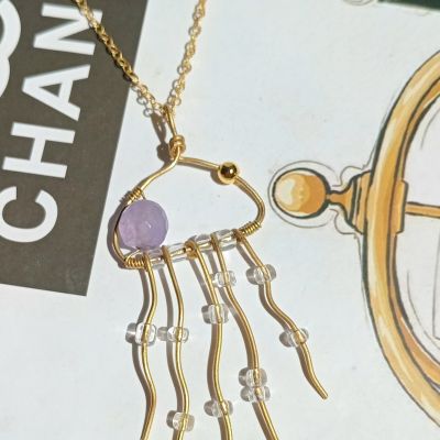 Jellyfish shaped brass chain