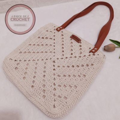 Square crochet bag