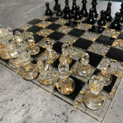 Resin chess