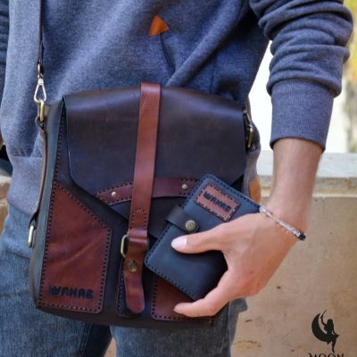 Men's handmade leather pull-up crossbody bag 