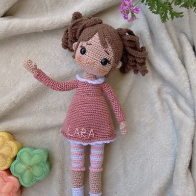 Amigurumi doll 