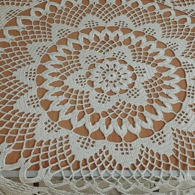 Crochet tablecloth 