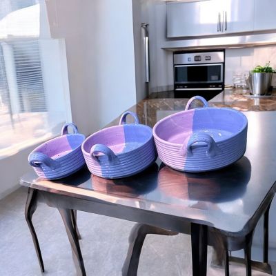 Oven dish set in different sizes and colours 