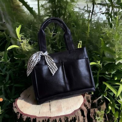 Black tote bag