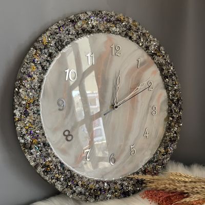 Resin wall clock 