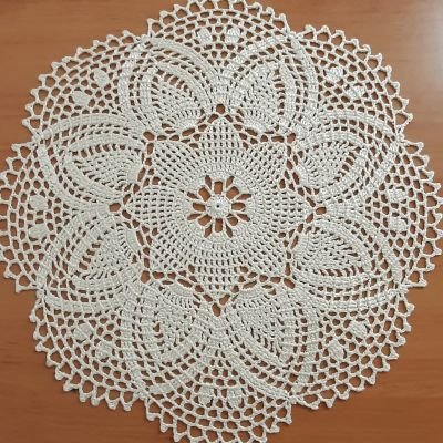 Crochet tablecloth 