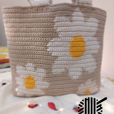 Sunflower crochet bag