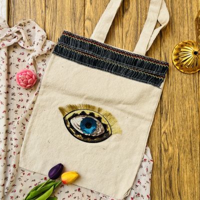 Tote bag eye