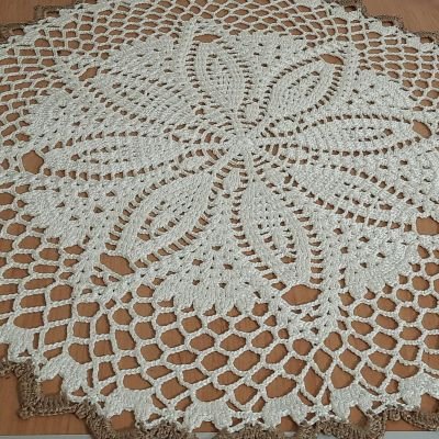 Crochet tablecloth 