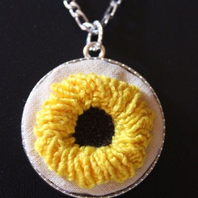 Embroidery necklace