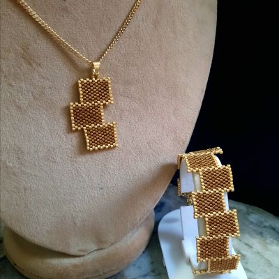 A set of rectangular shaped by Miyuki beads