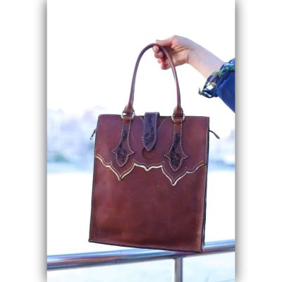 Women's leather pull-up bag 