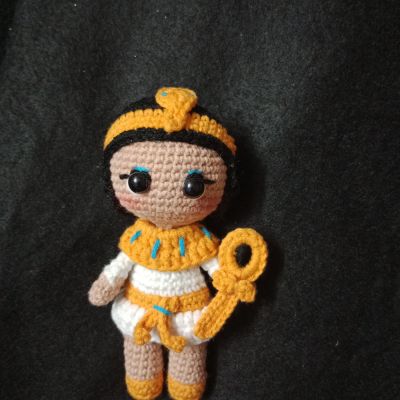 Amigurumi doll 