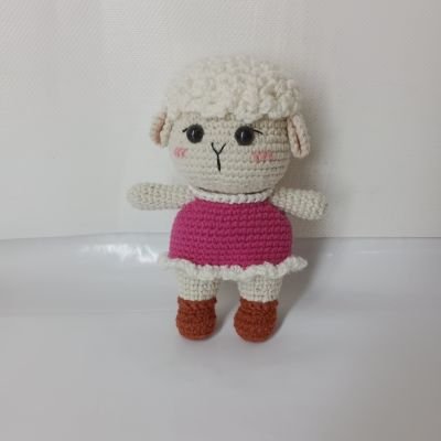 Amigurumi sheep 