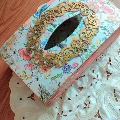 Decoupage tissue box