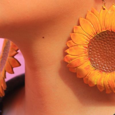 Sunflower earring 