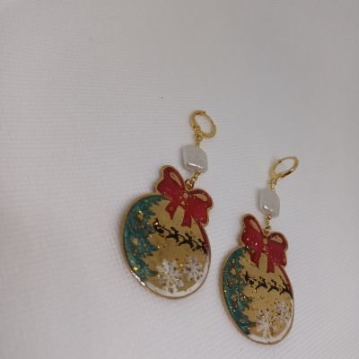 Santa earring 