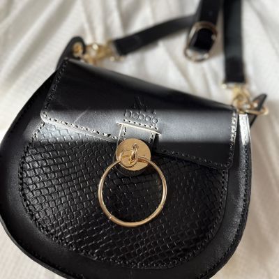 Handmade genuine leather bag 