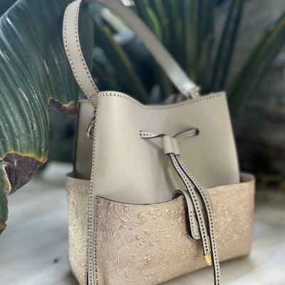 Handmade genuine leather bag 