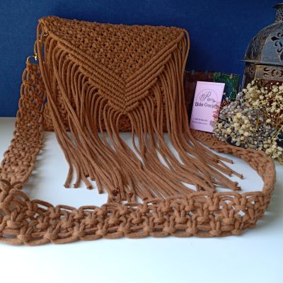 Trendy macrame bag