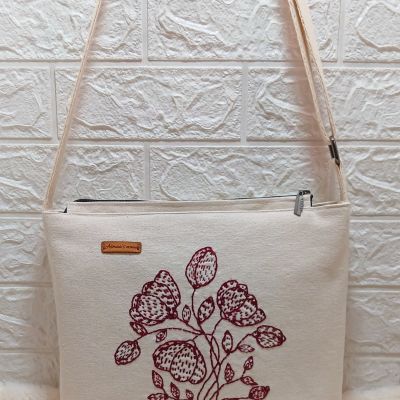 Cross bag embroidery flower