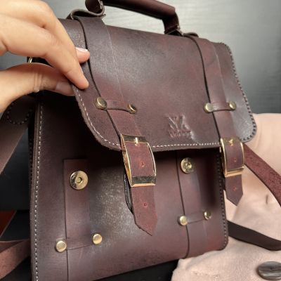 Handmade genuine leather bag 