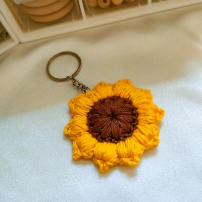 Crochet sunflower medallion