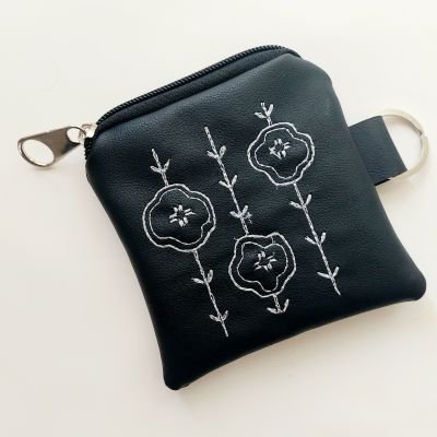 Faux leather machine embroidery key chain coin purse black flowers