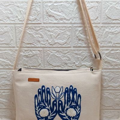 Cross bag embroidery palm2