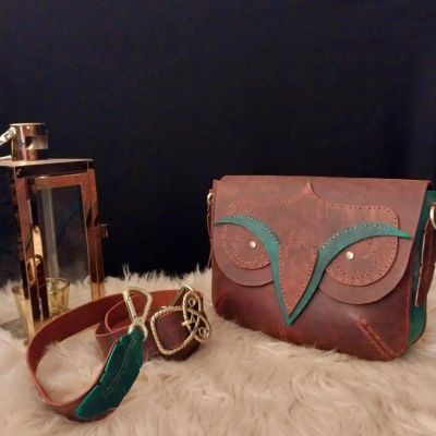 Distinctive owl bag