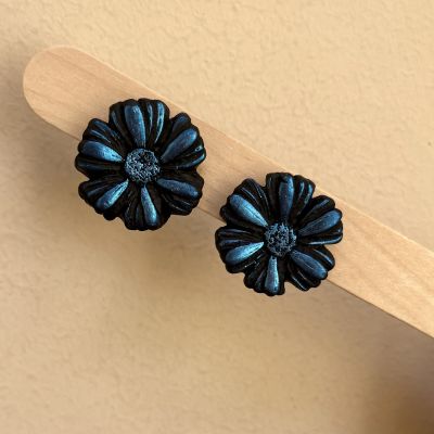 Warda earrings 💙🖤