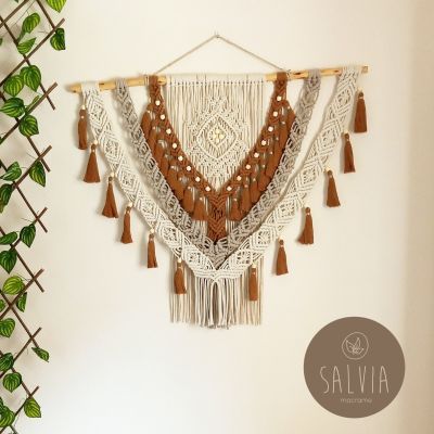 Macrame hanging