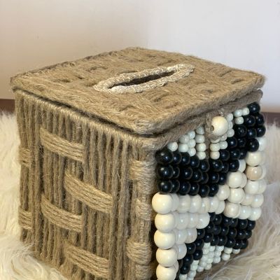 A box of tissues inlaid with wooden grains