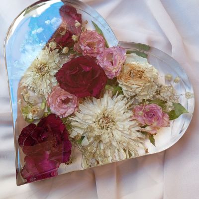 Resin heart for save your flowers 25 cm