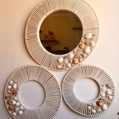 A wall decor set decorated with shells